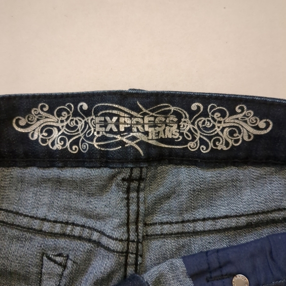 Express Women's Dark Wash Jeans , Size 4 - Picture 5 of 9